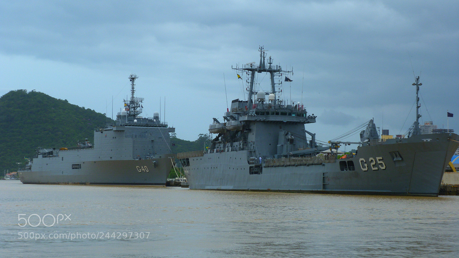 Panasonic Lumix DMC-FZ40 (Lumix DMC-FZ45) sample photo. Ship war photography