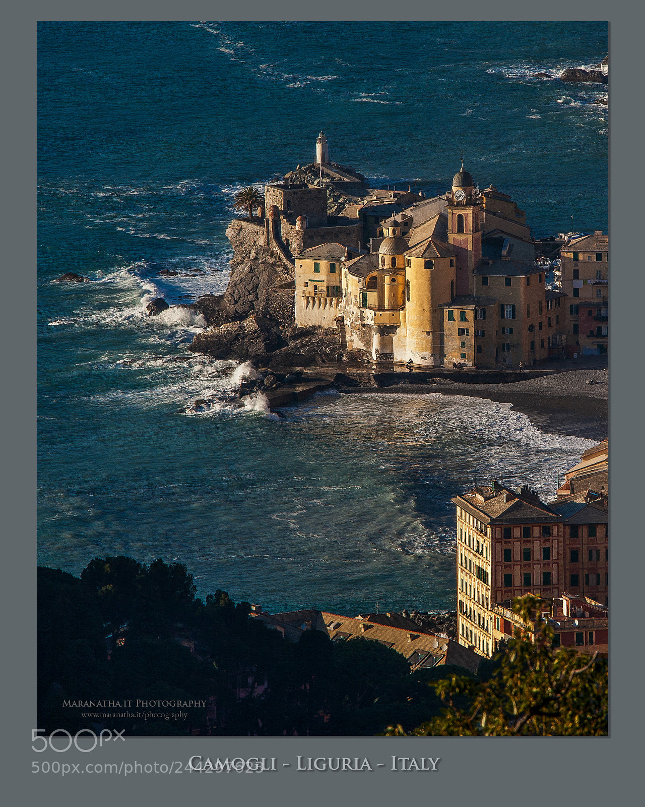 Canon EOS 5D sample photo. Camogli, golfo paradiso photography