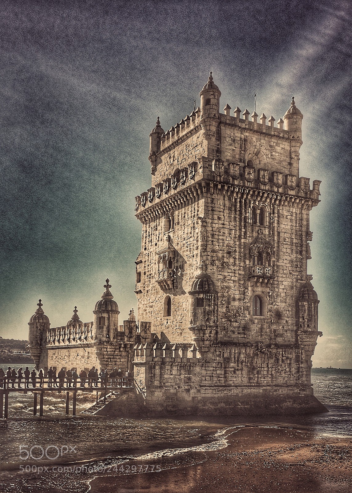 Apple iPhone 6s sample photo. Torre de bel m photography