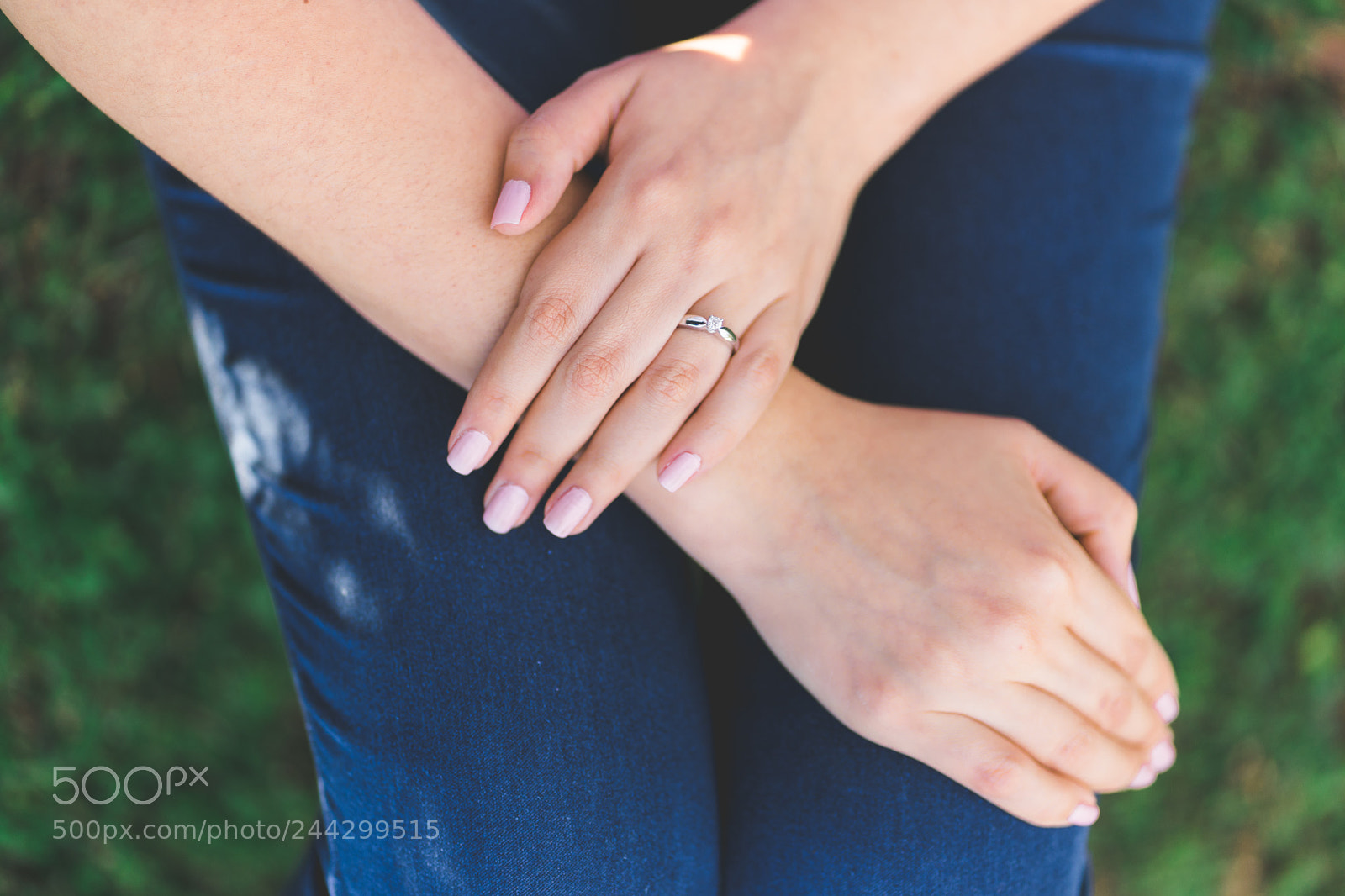 Sony a7 II sample photo. Woman engagement ring photography