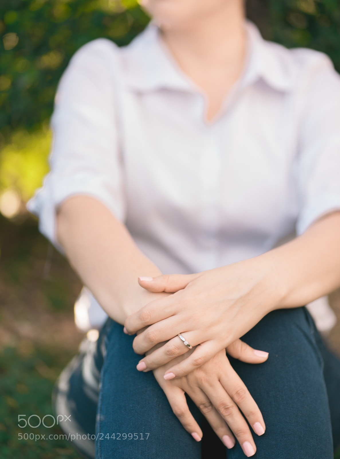 Sony a7 II sample photo. Woman engagement ring photography