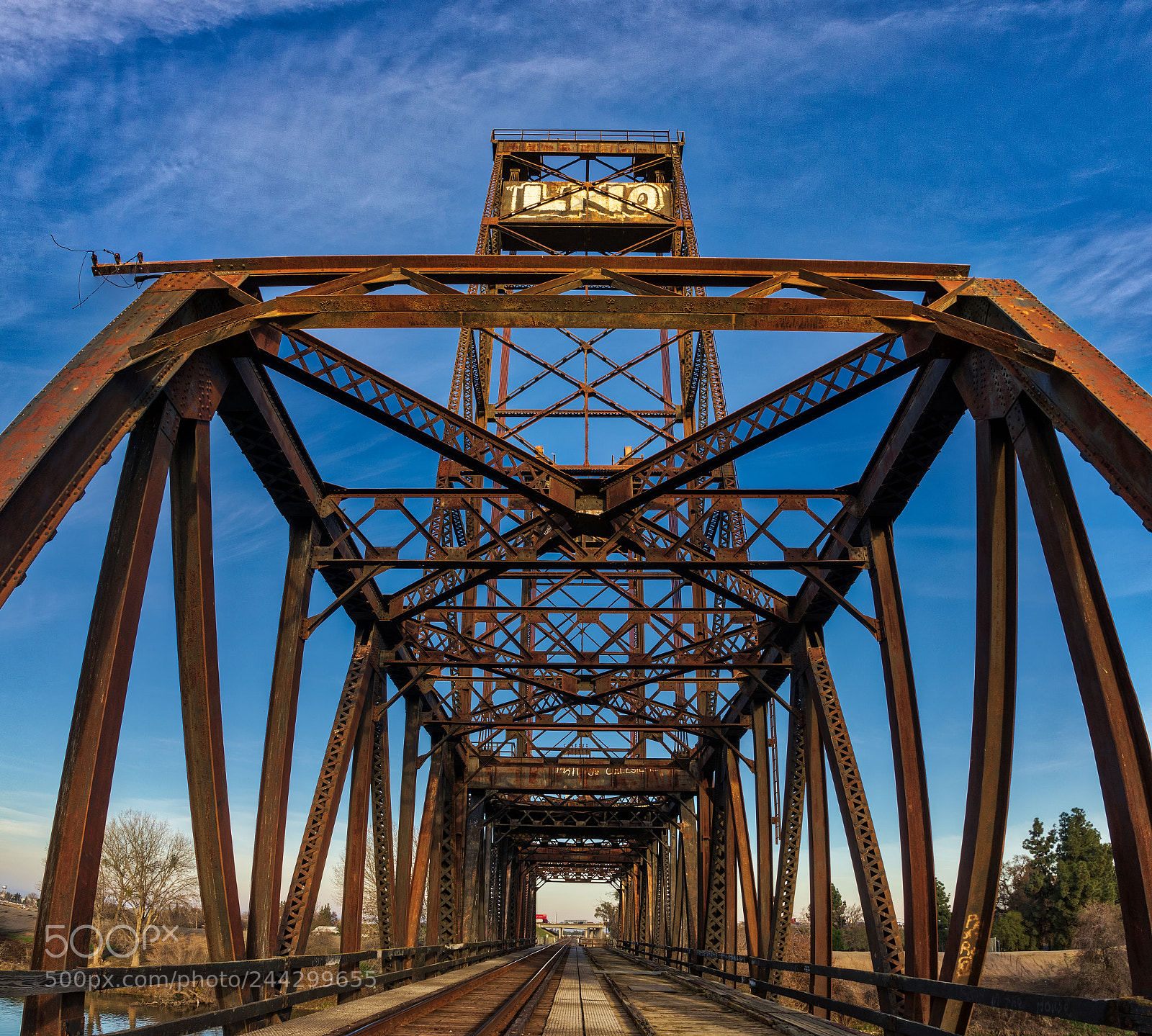 Pentax K-3 II sample photo. Bridge photography
