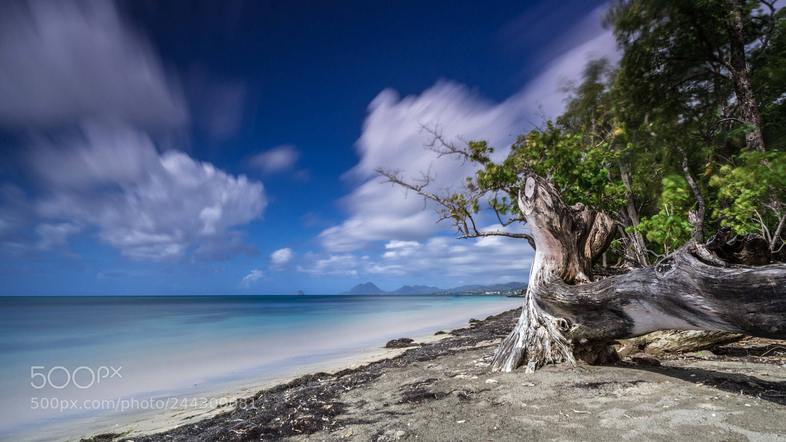 Sony a7R sample photo. El diamant photography