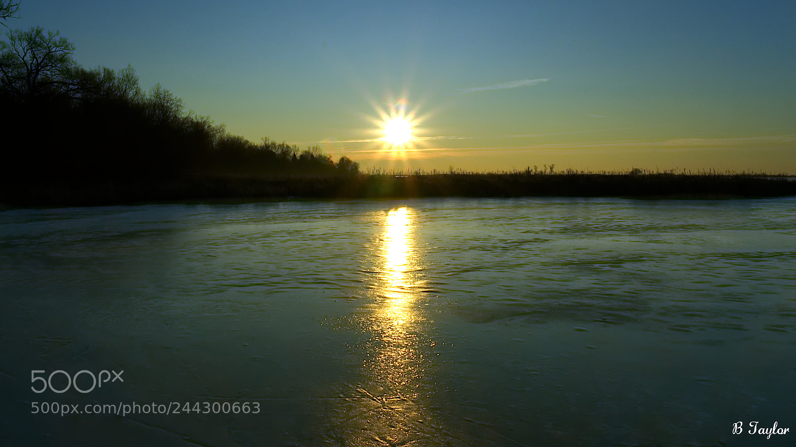 Sony SLT-A57 sample photo. Sunshine on ice photography