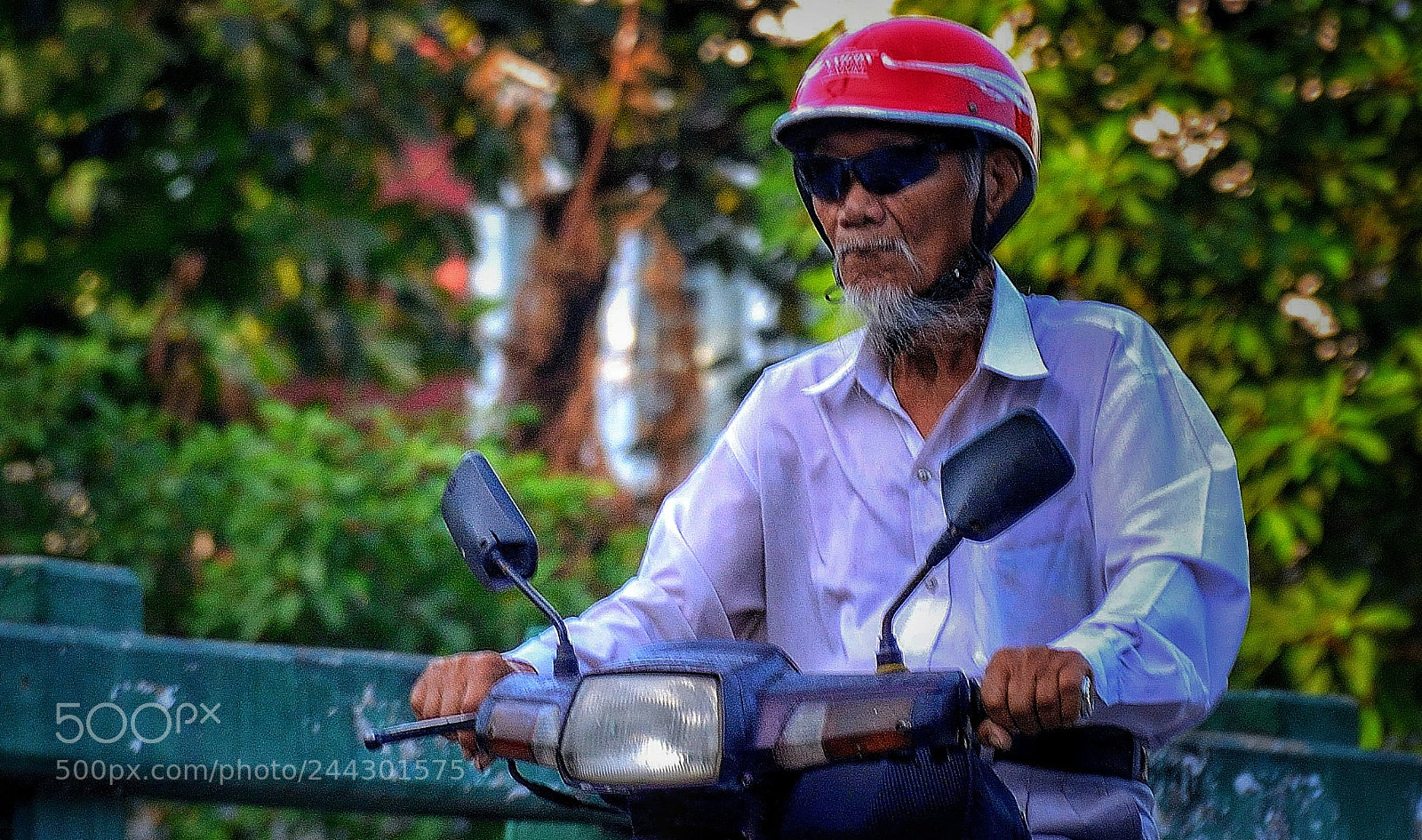 Nikon D3200 sample photo. Cool breeze photography