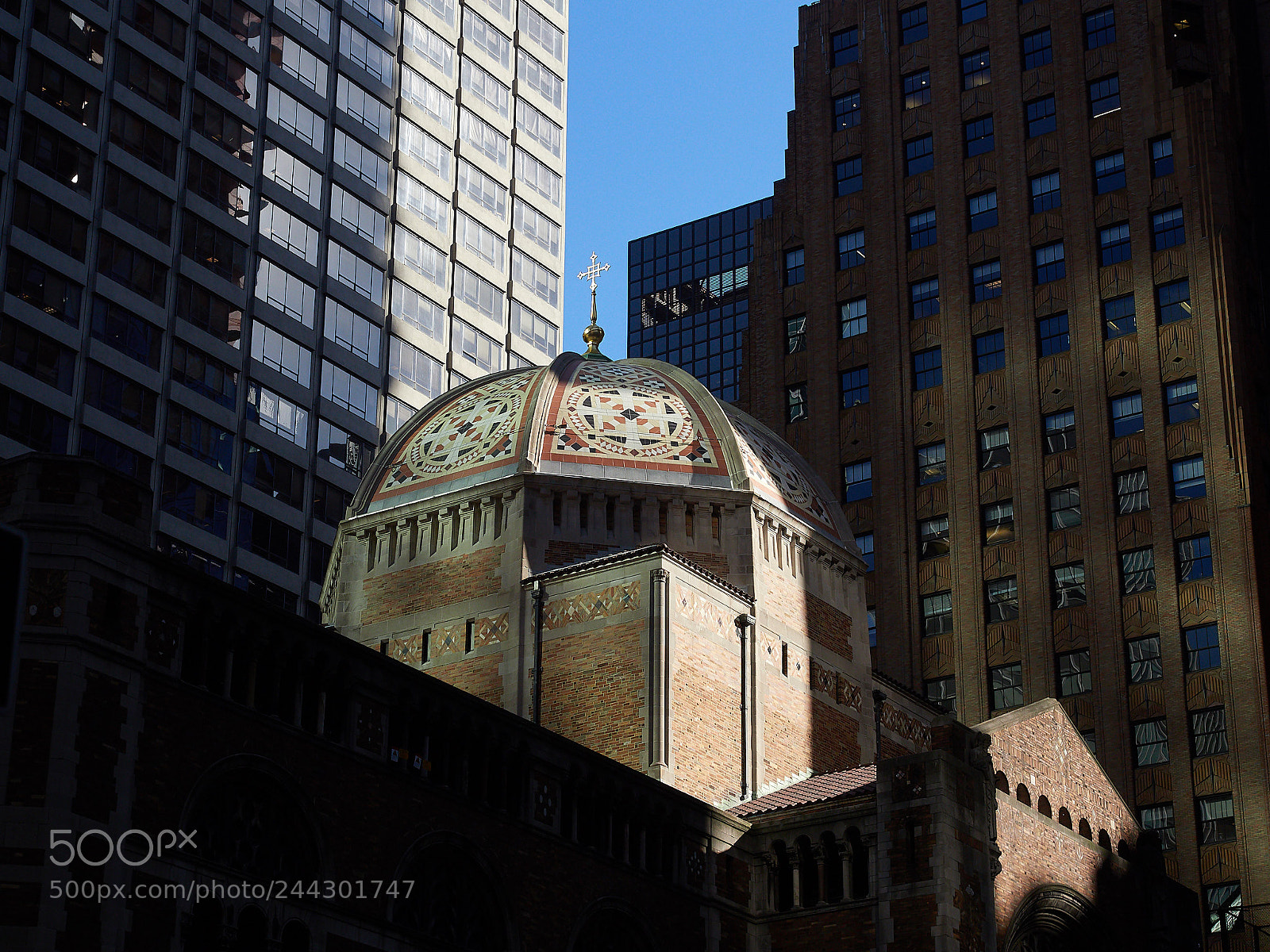 Olympus OM-D E-M1 Mark II sample photo. St. bart's dome photography