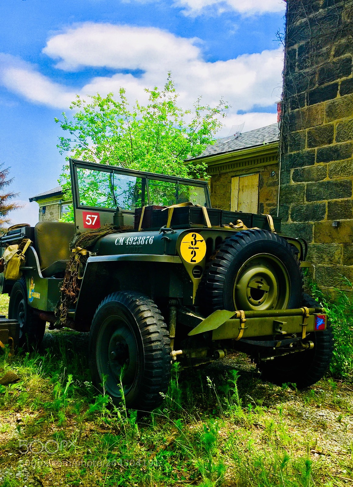 Apple iPhone 6 Plus sample photo. Jeep in the open photography