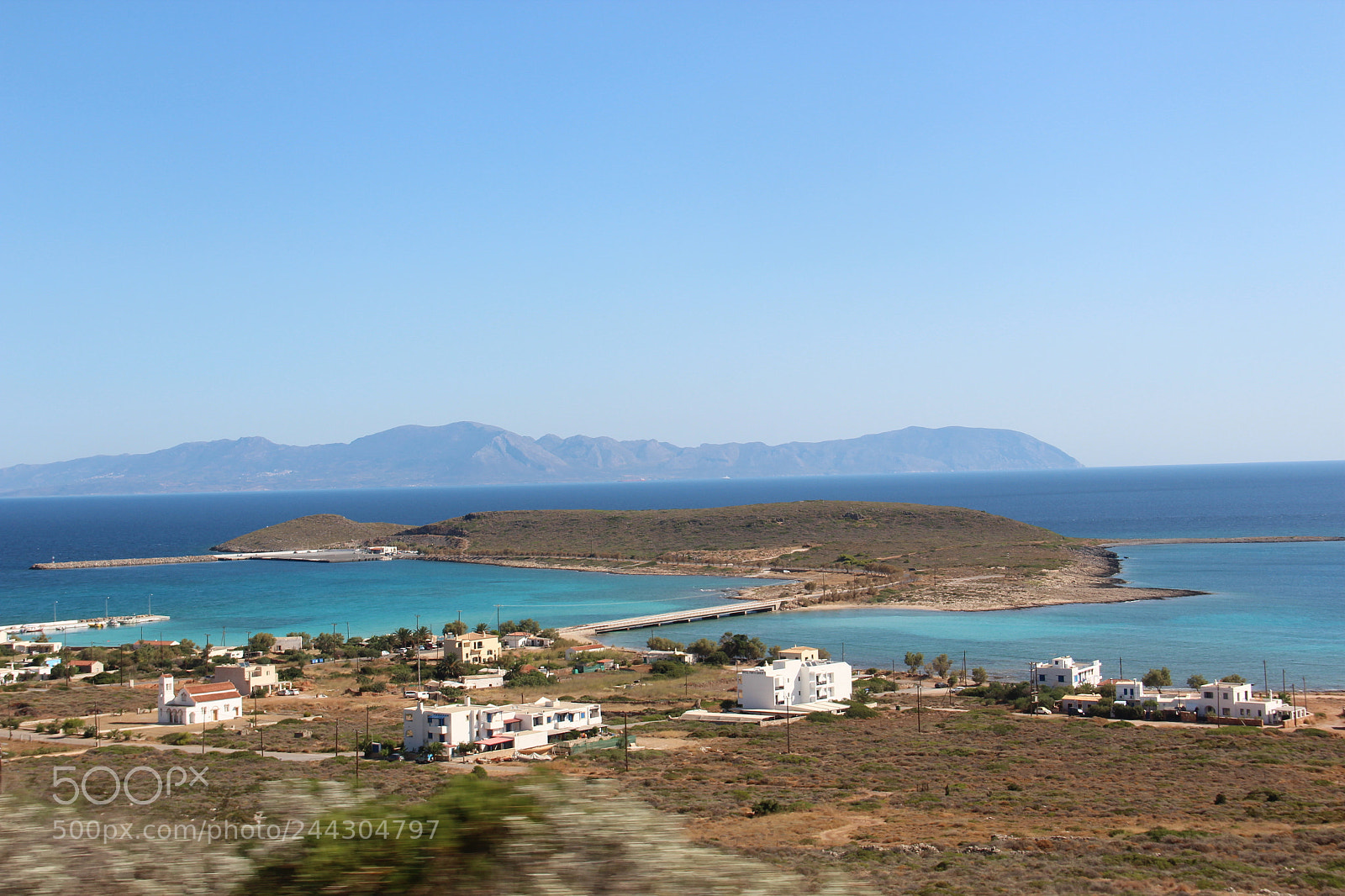 Canon EF-S 18-135mm F3.5-5.6 IS sample photo. Shades of blue photography