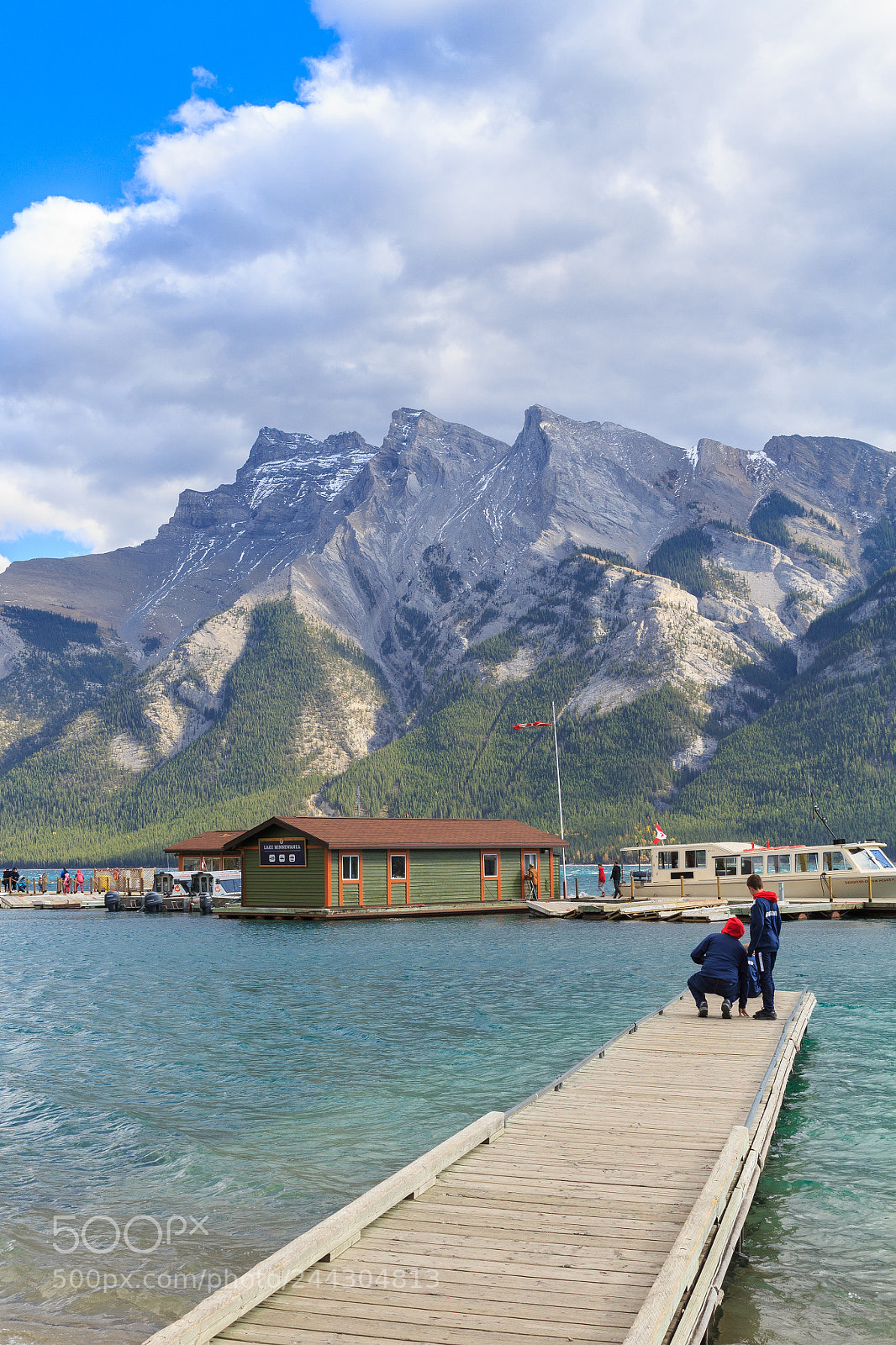 Canon EOS 700D (EOS Rebel T5i / EOS Kiss X7i) sample photo. Boat dock at lake photography