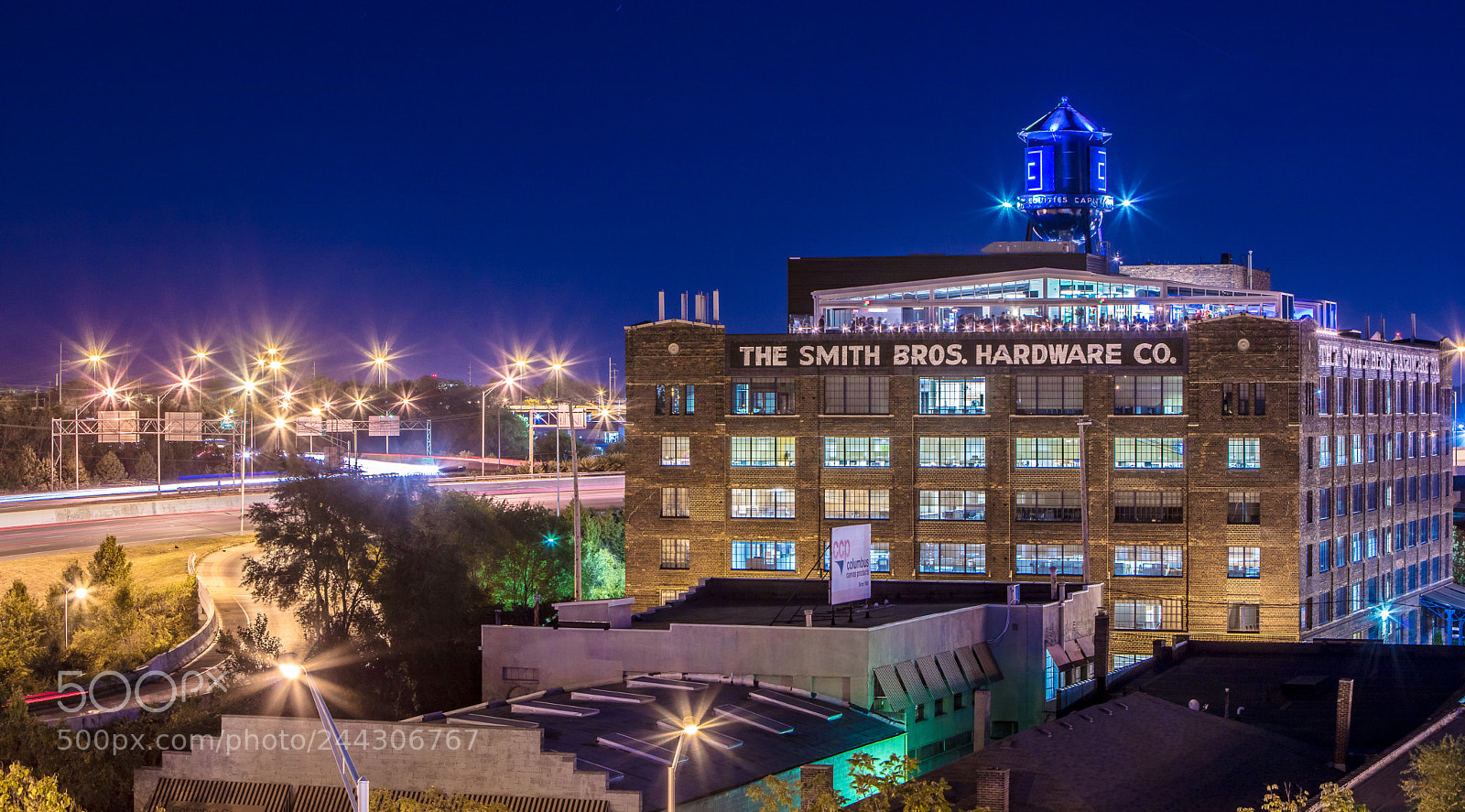 Canon EOS 5DS sample photo. Smith brothers i670 night photography