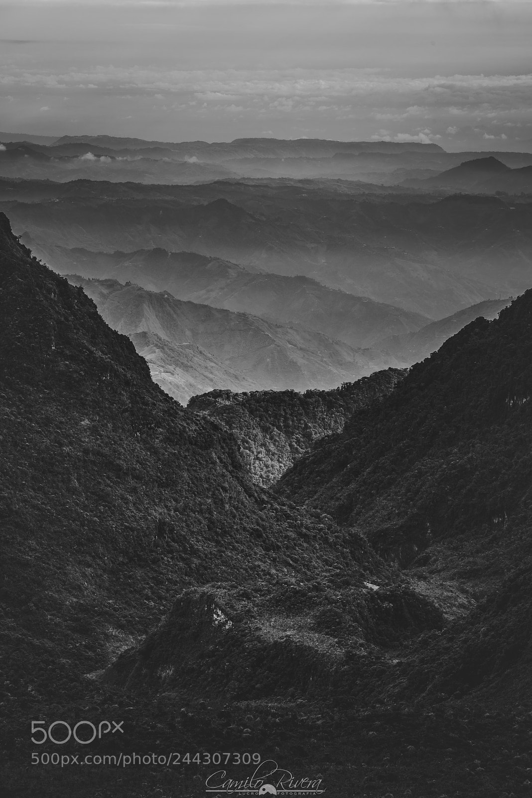 Nikon D810 sample photo. Between mountains photography