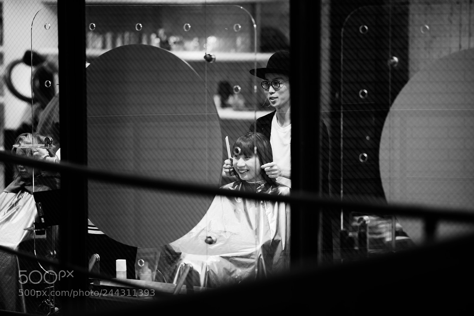 Nikon D800 sample photo. Hair salon photography