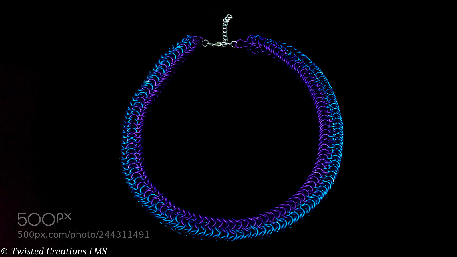 Sony a7 II sample photo. Chainmail tube necklace blue photography