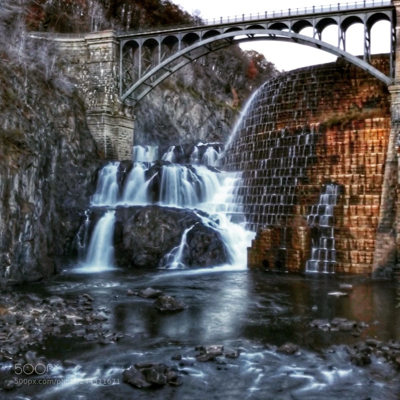 Apple iPhone 7 Plus sample photo. Croton dam. photography
