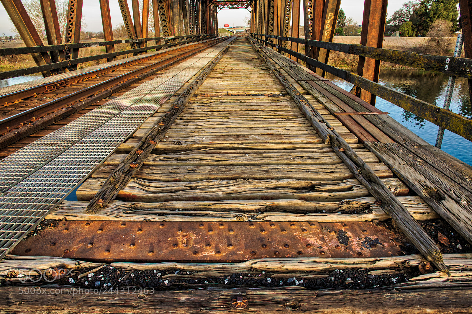 Pentax K-3 II sample photo. Bridge photography