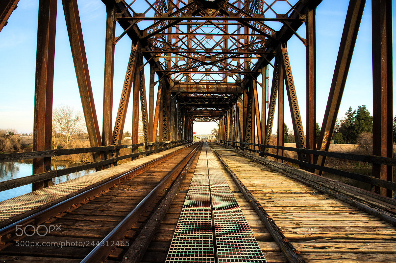 Pentax K-3 II sample photo. Bridge photography