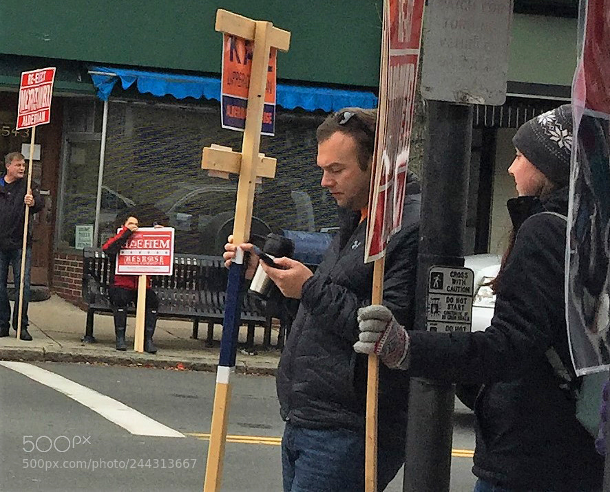 Apple iPhone 6 Plus sample photo. Campaign workers photography