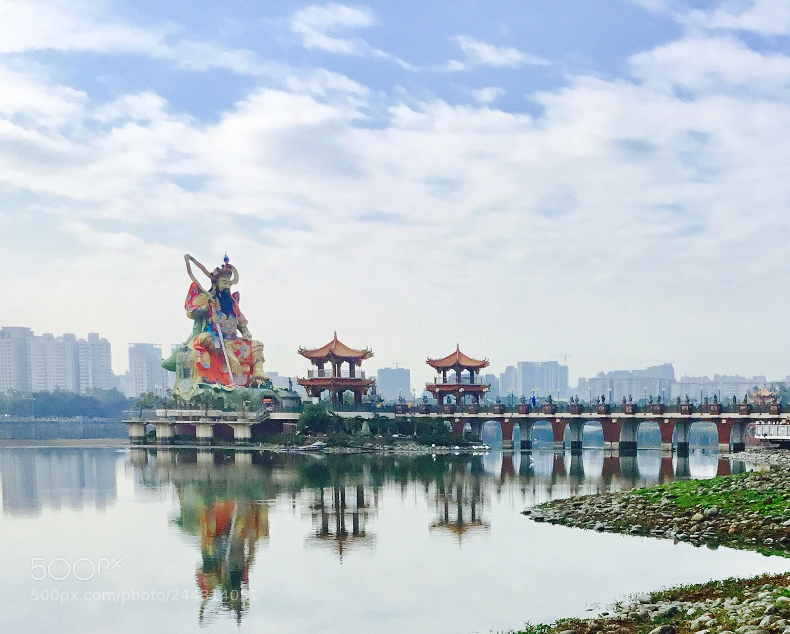 Apple iPad sample photo. Reflections of xuantian shang-di photography