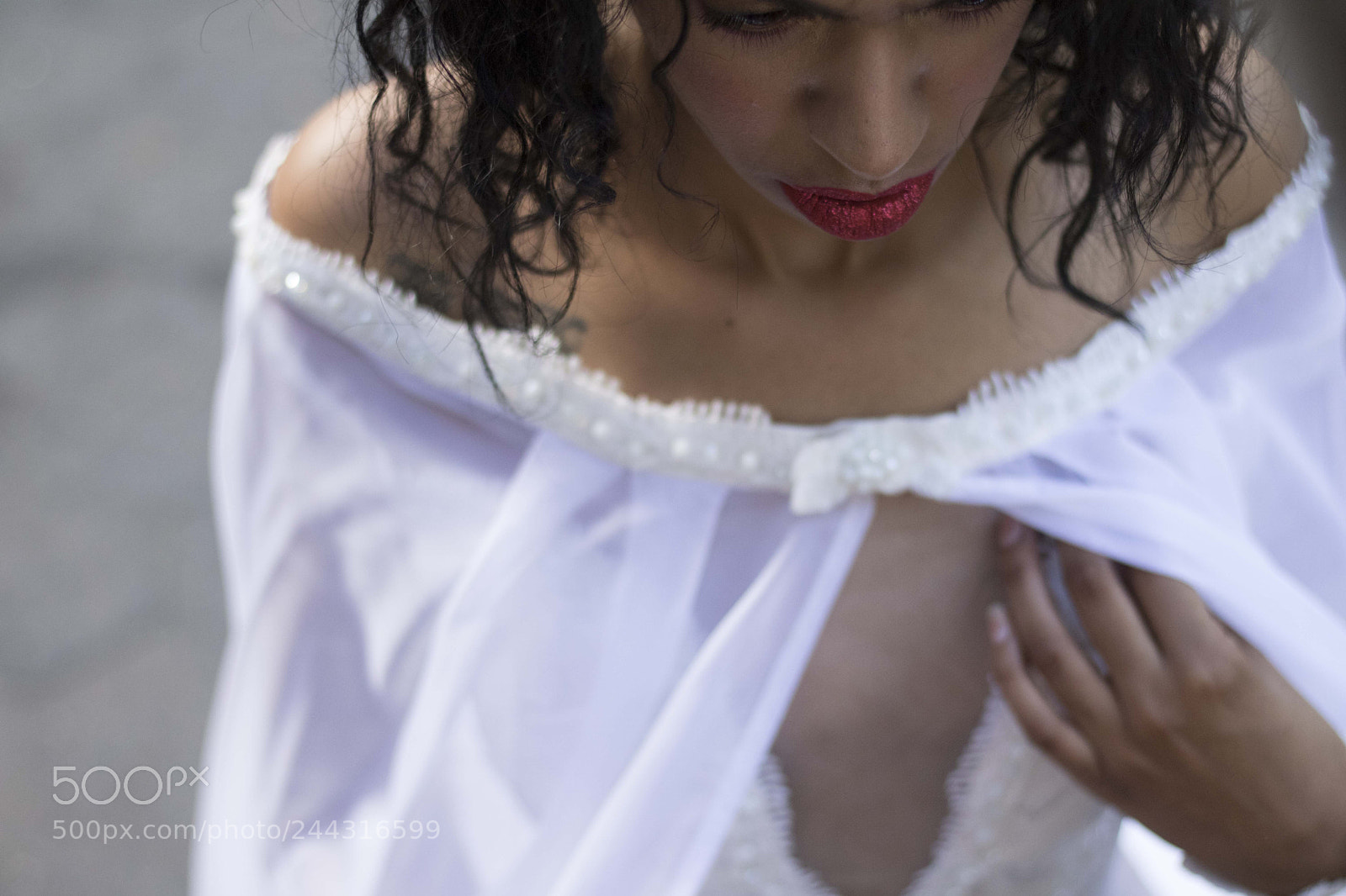 Canon EOS 750D (EOS Rebel T6i / EOS Kiss X8i) sample photo. Backstage bridal photography