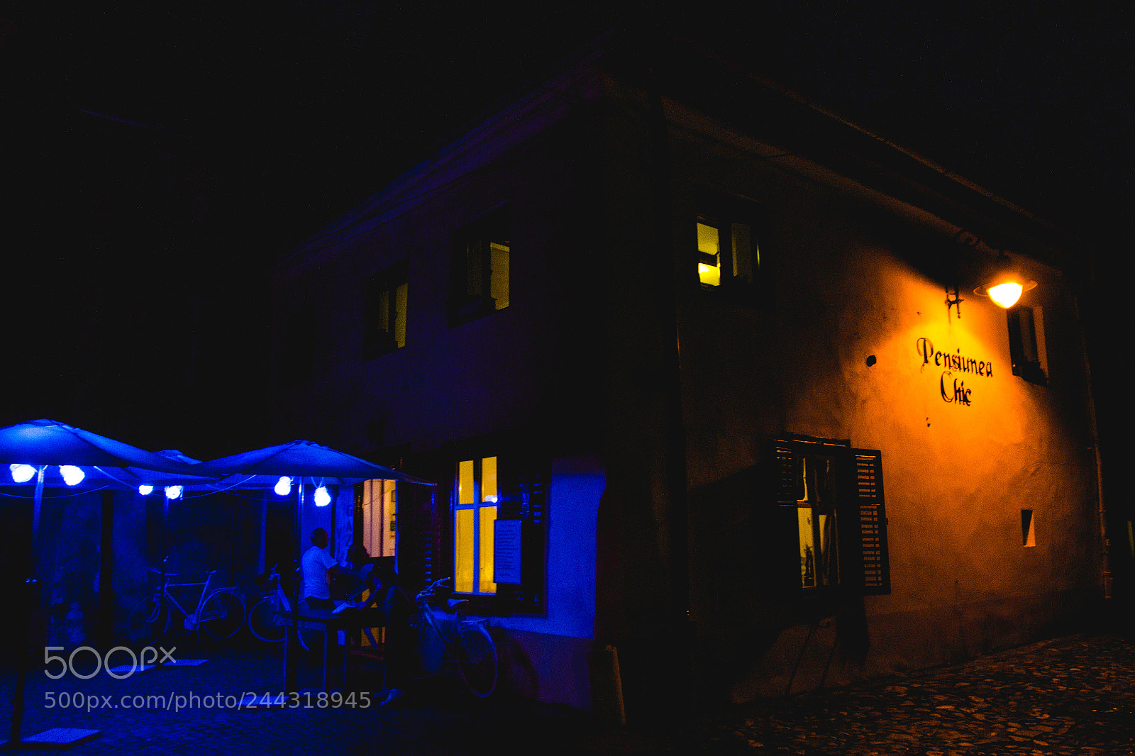 Canon EOS 700D (EOS Rebel T5i / EOS Kiss X7i) sample photo. Blue & orange photography