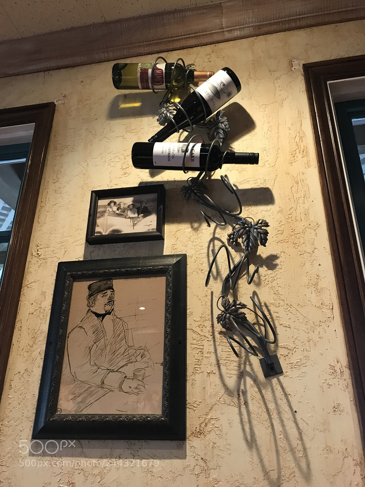 Apple iPhone 7 Plus sample photo. French restaurant photography