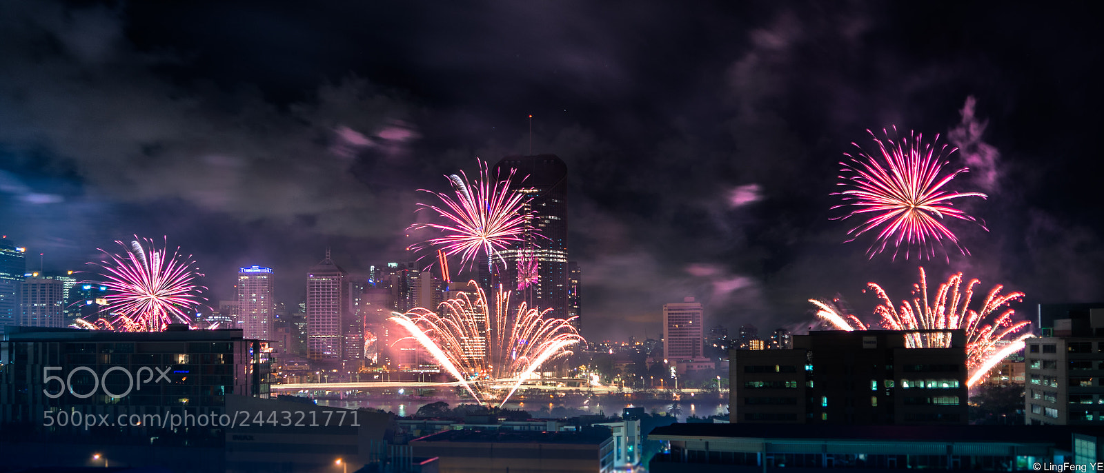 Sony a7 II sample photo. Fireworks on brisbane river photography