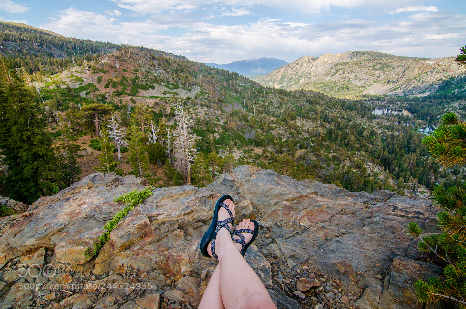 Nikon D5100 sample photo. Girl wearing sandals looking photography