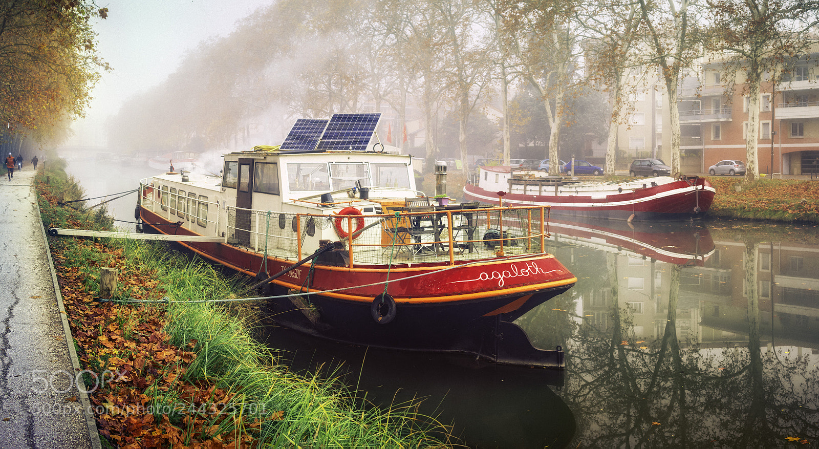 Nikon D7200 sample photo. Red boats for home. photography