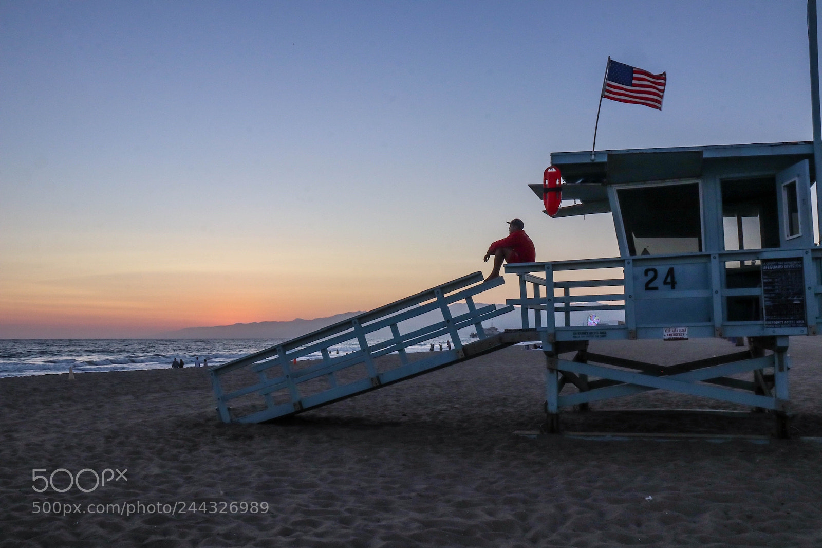 Canon EOS M5 sample photo. Sunset in santa monica photography