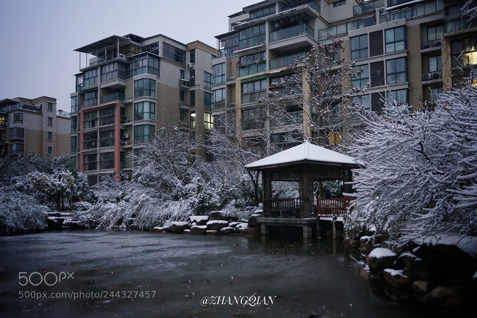 Sony Alpha NEX-5R sample photo. 雪未融 photography