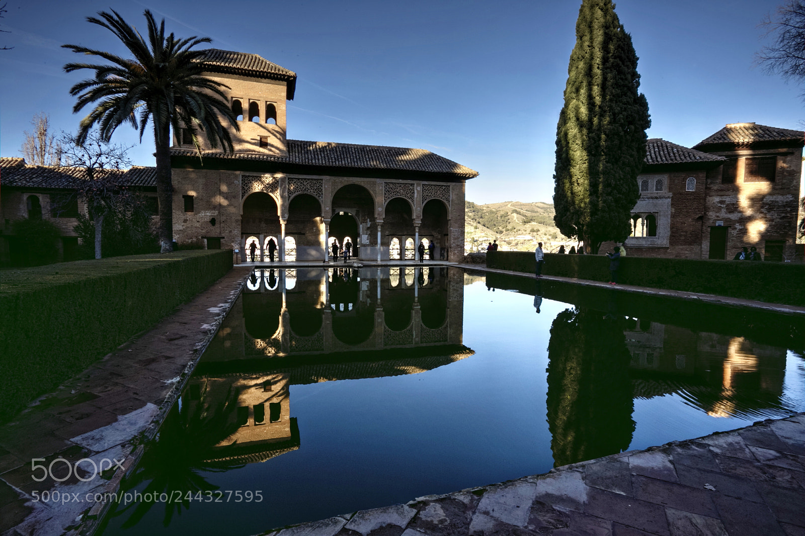 Canon EOS 6D + Canon EF 17-40mm F4L USM sample photo. Perspective. alhambra photography