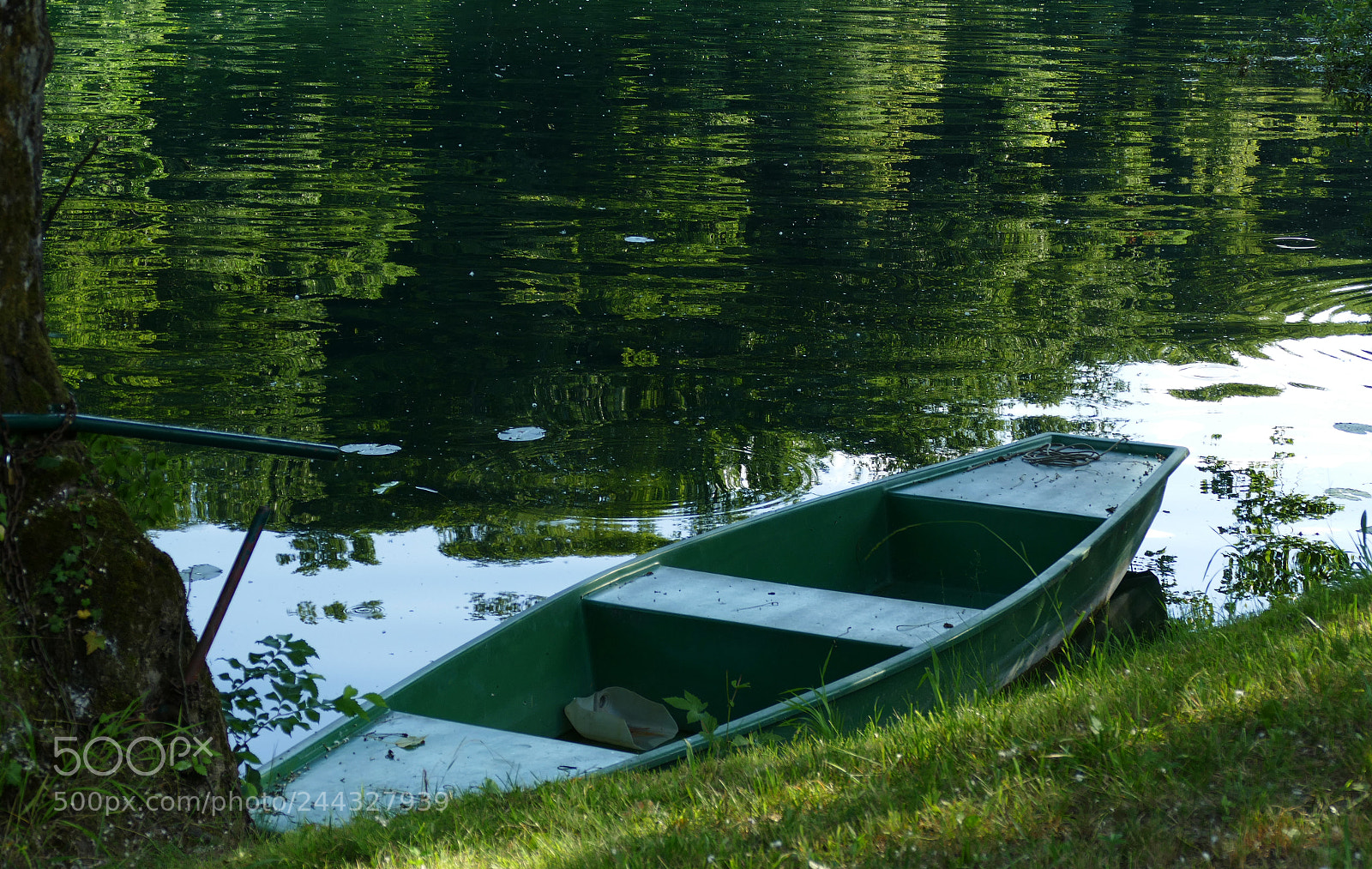 Panasonic Lumix DMC-FZ1000 sample photo. Reflection of peace photography