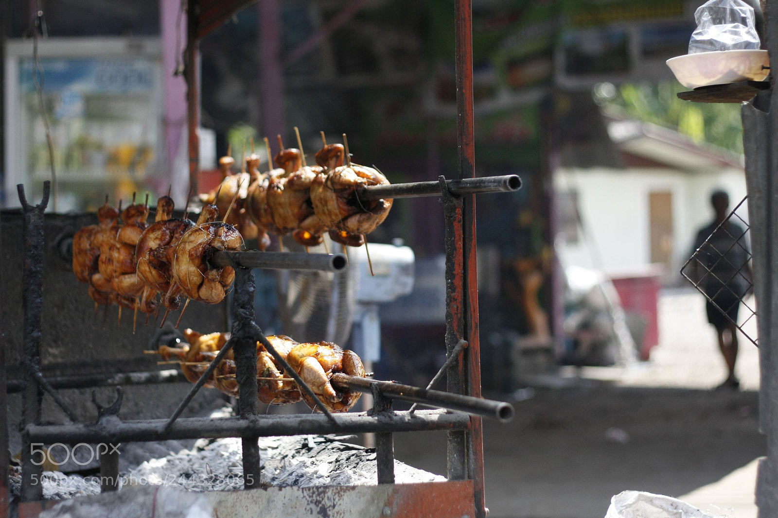 Canon EOS 450D (EOS Rebel XSi / EOS Kiss X2) sample photo. Grilled chicken stand in photography