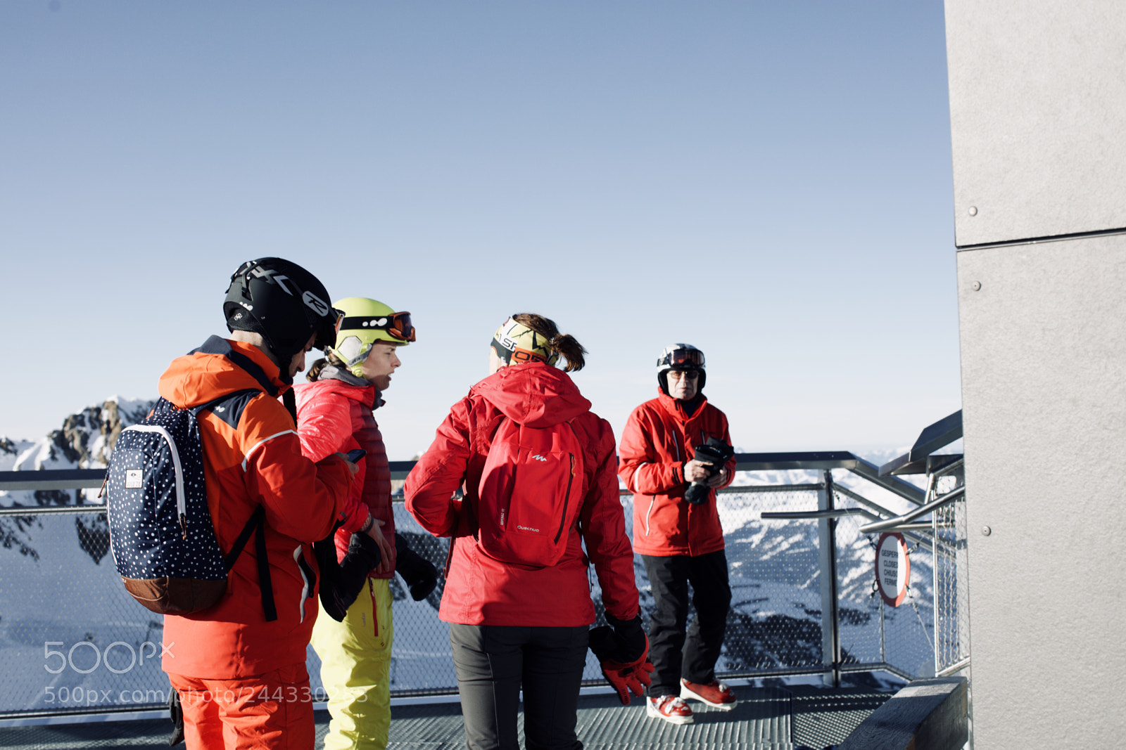 Canon EOS 5DS sample photo. Skiers photography