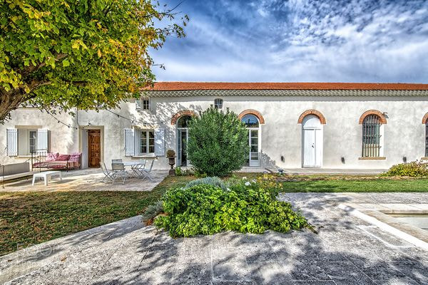 Nikon D610 sample photo. Mas provençal . photography