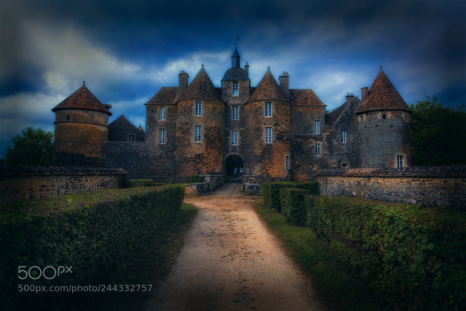 Canon EOS 5DS R sample photo. Château de ratilly photography