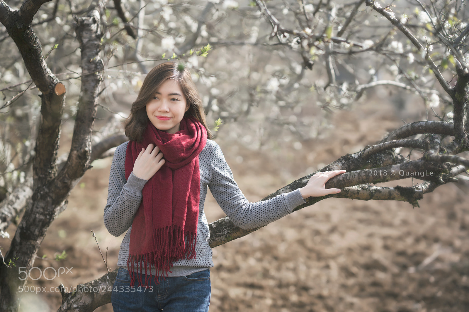 Sony a7R III sample photo. Right here waiting for photography