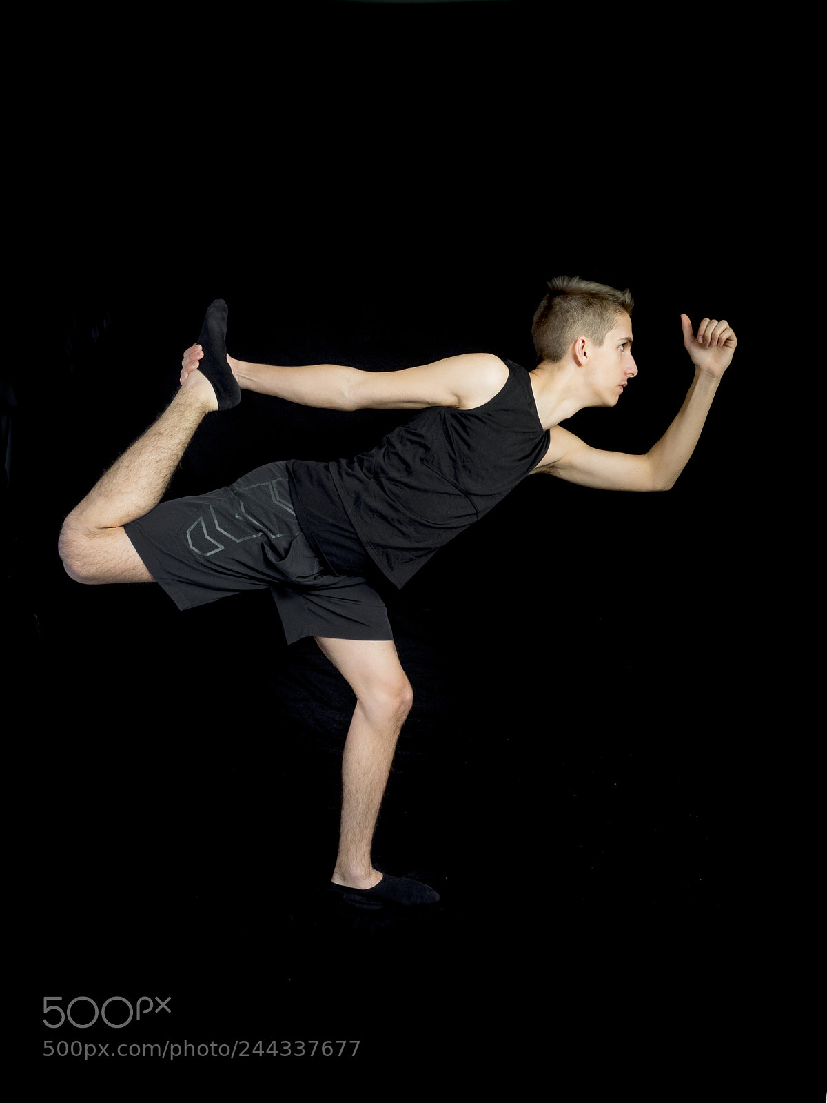 Olympus OM-D E-M1 sample photo. Young athelete photography