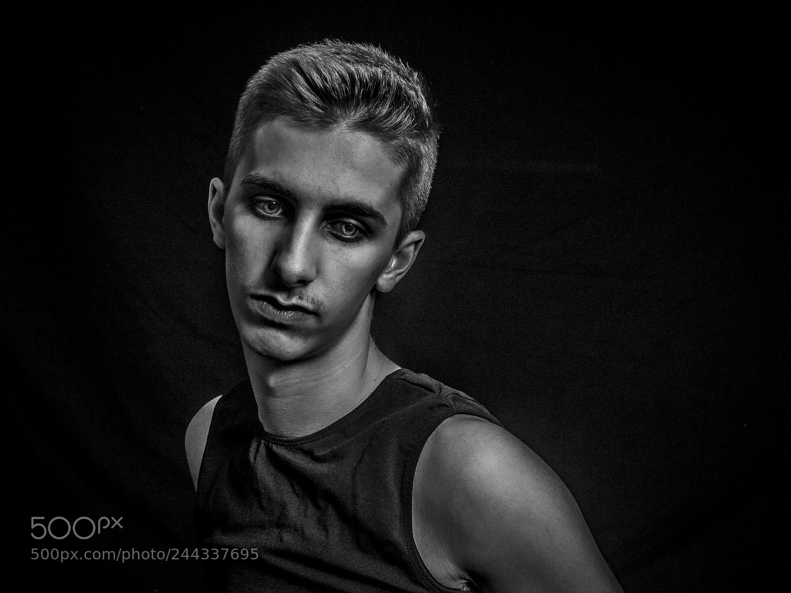 Olympus OM-D E-M1 sample photo. Young athelete photography