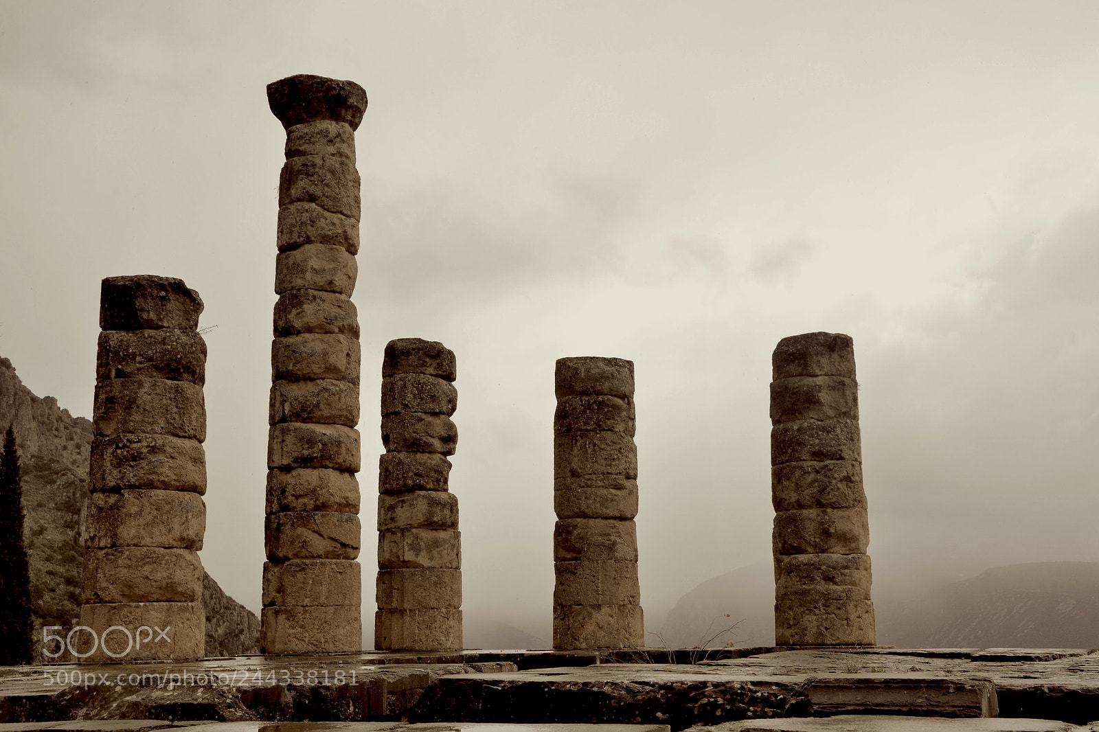 Nikon D3100 sample photo. Delphi columns photography