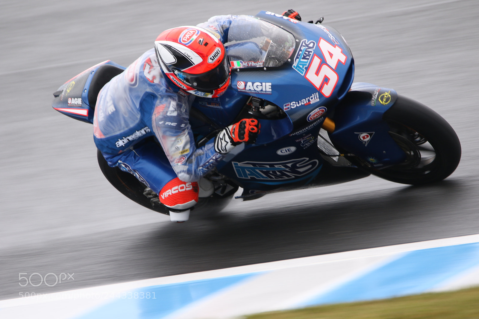 Canon EOS 7D Mark II sample photo. Rain race photography