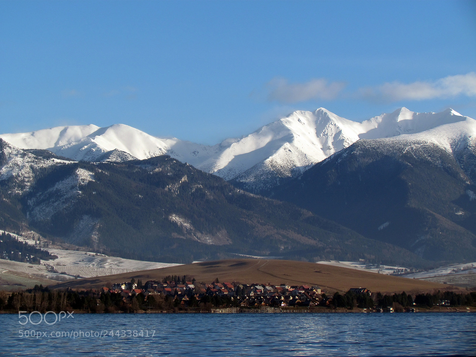 Canon PowerShot SX30 IS sample photo. Winter lake and mountains photography