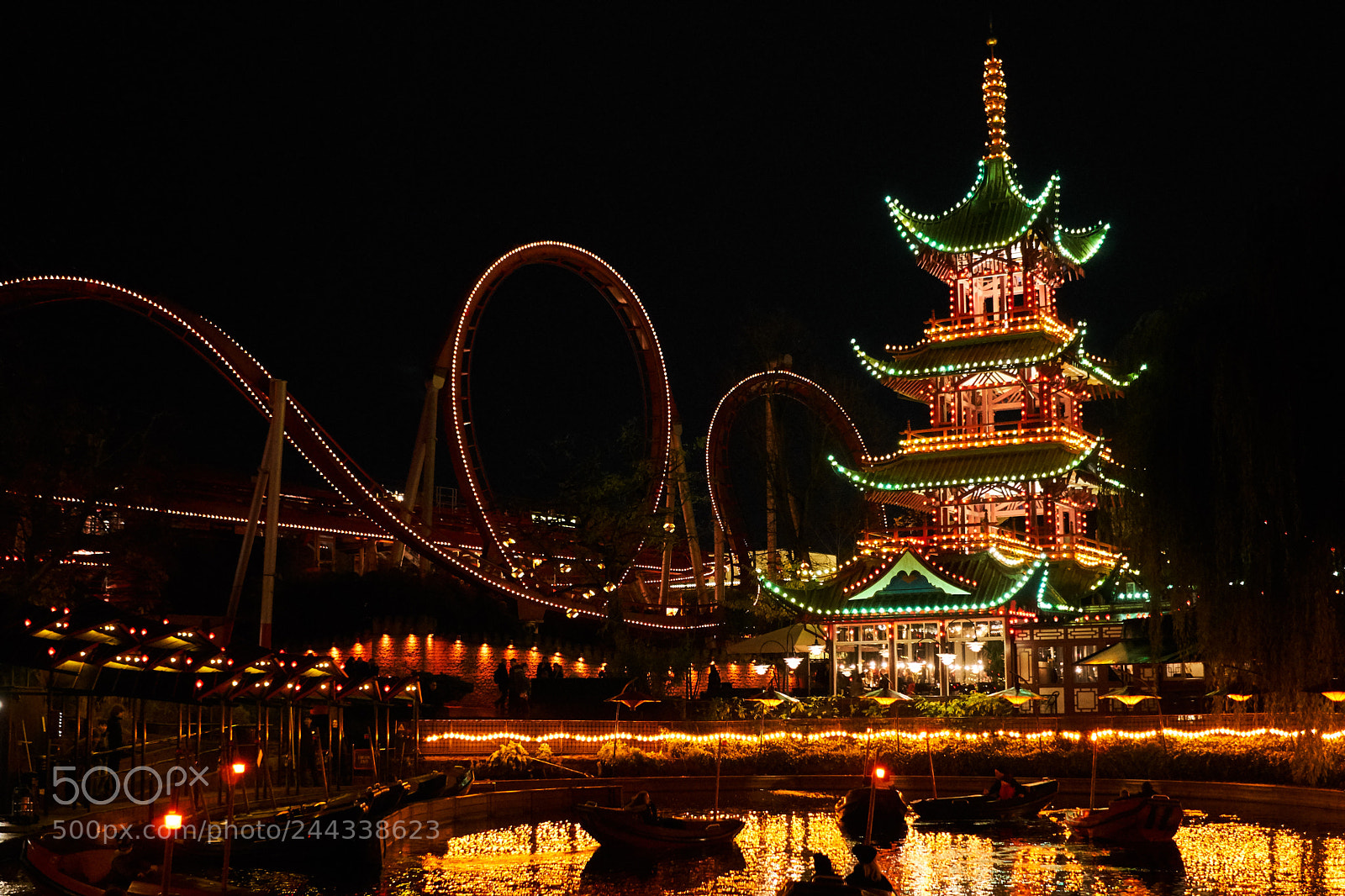 Sony a6300 sample photo. Lights in tivoli photography