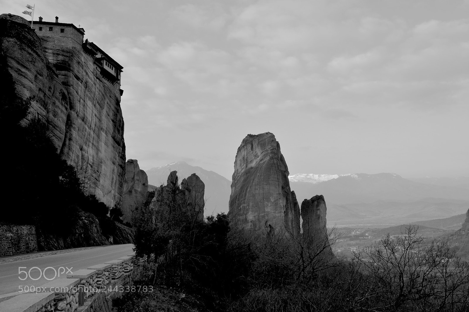 Nikon D3100 sample photo. Meteora road photography