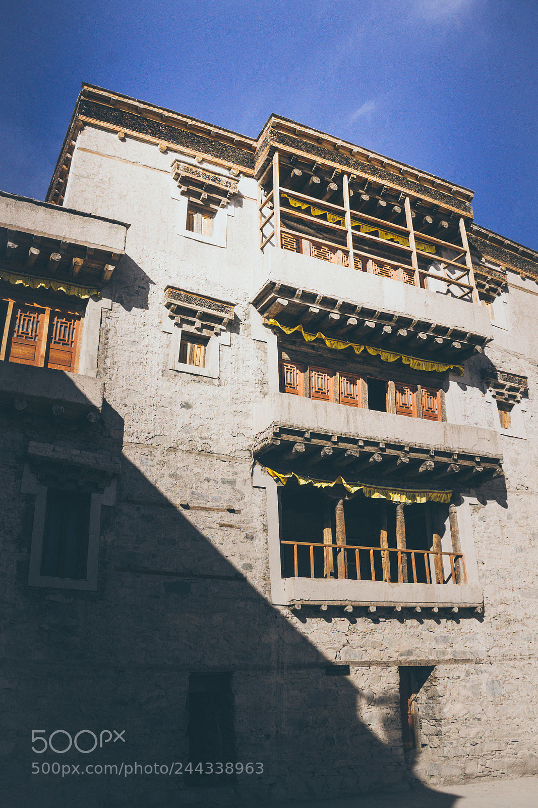 Canon EOS 1100D (EOS Rebel T3 / EOS Kiss X50) sample photo. Exterior of leh palace photography