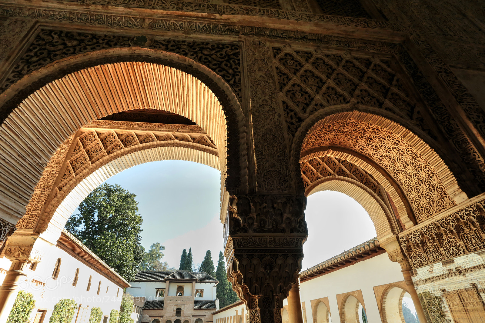 Canon EOS 6D + Canon EF 17-40mm F4L USM sample photo. Arcs photography