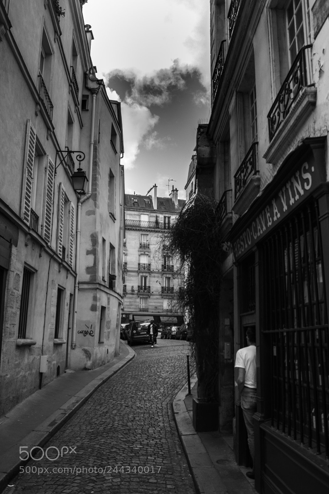 Canon EOS 1200D (EOS Rebel T5 / EOS Kiss X70 / EOS Hi) sample photo. Paris mood photography