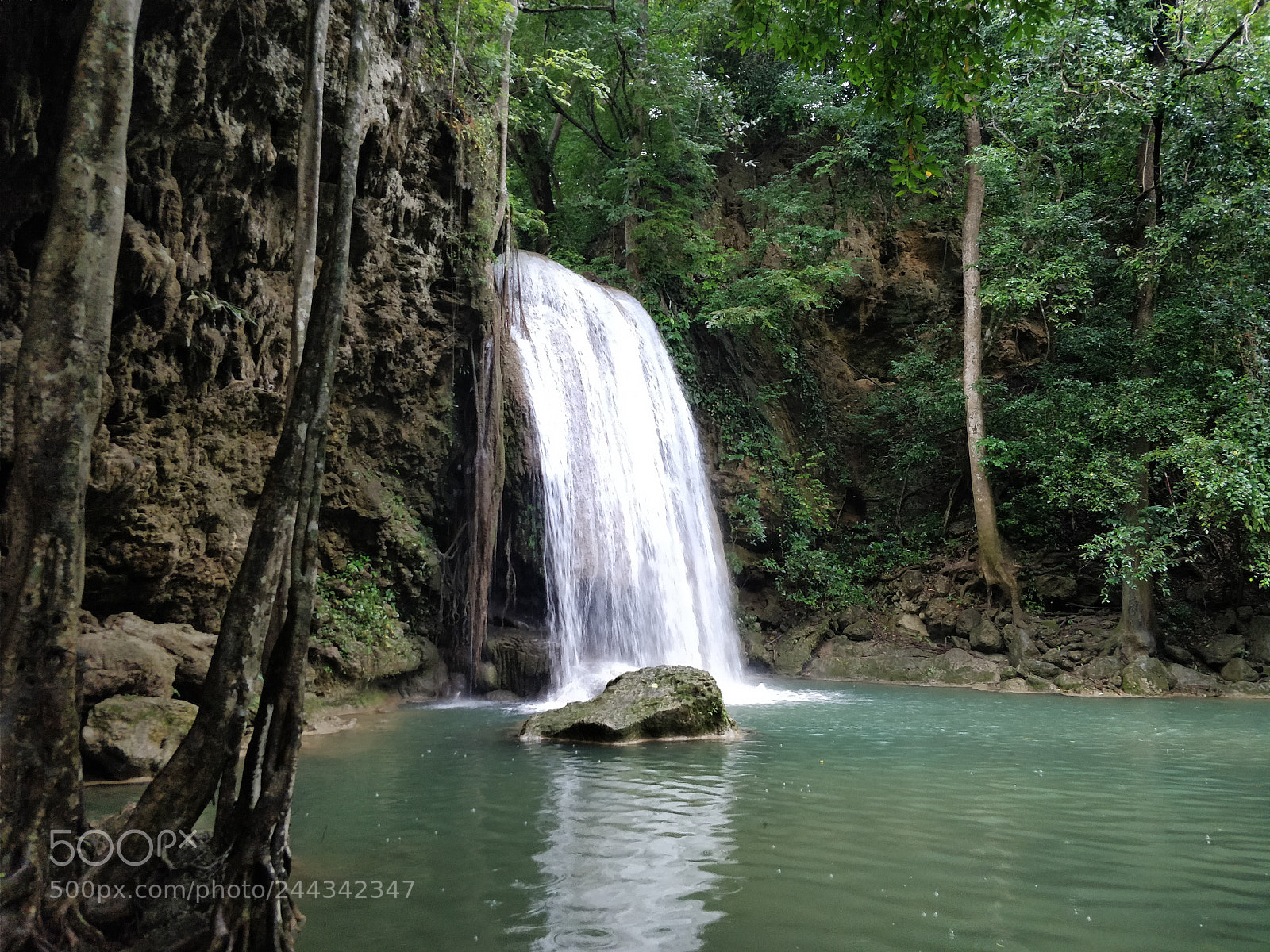 OnePlus 5 sample photo. Erawan waterfall step 2 photography
