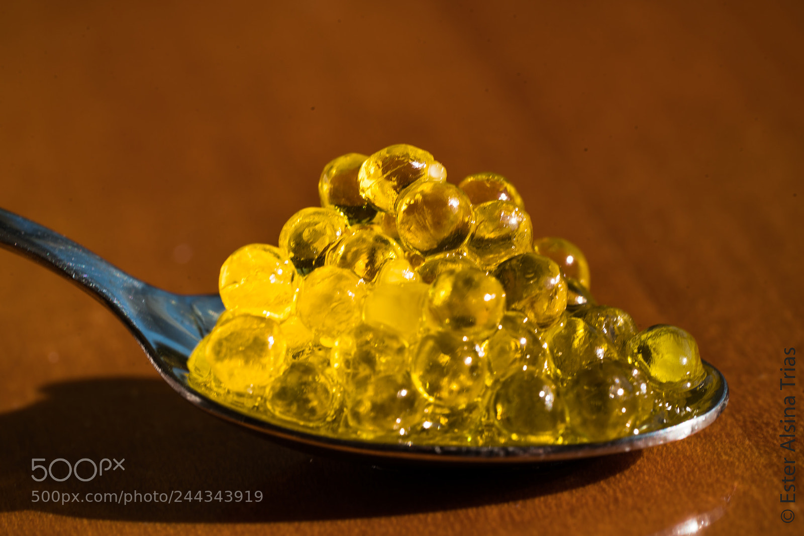 Sony a7R II sample photo. Perlas de aceite de photography