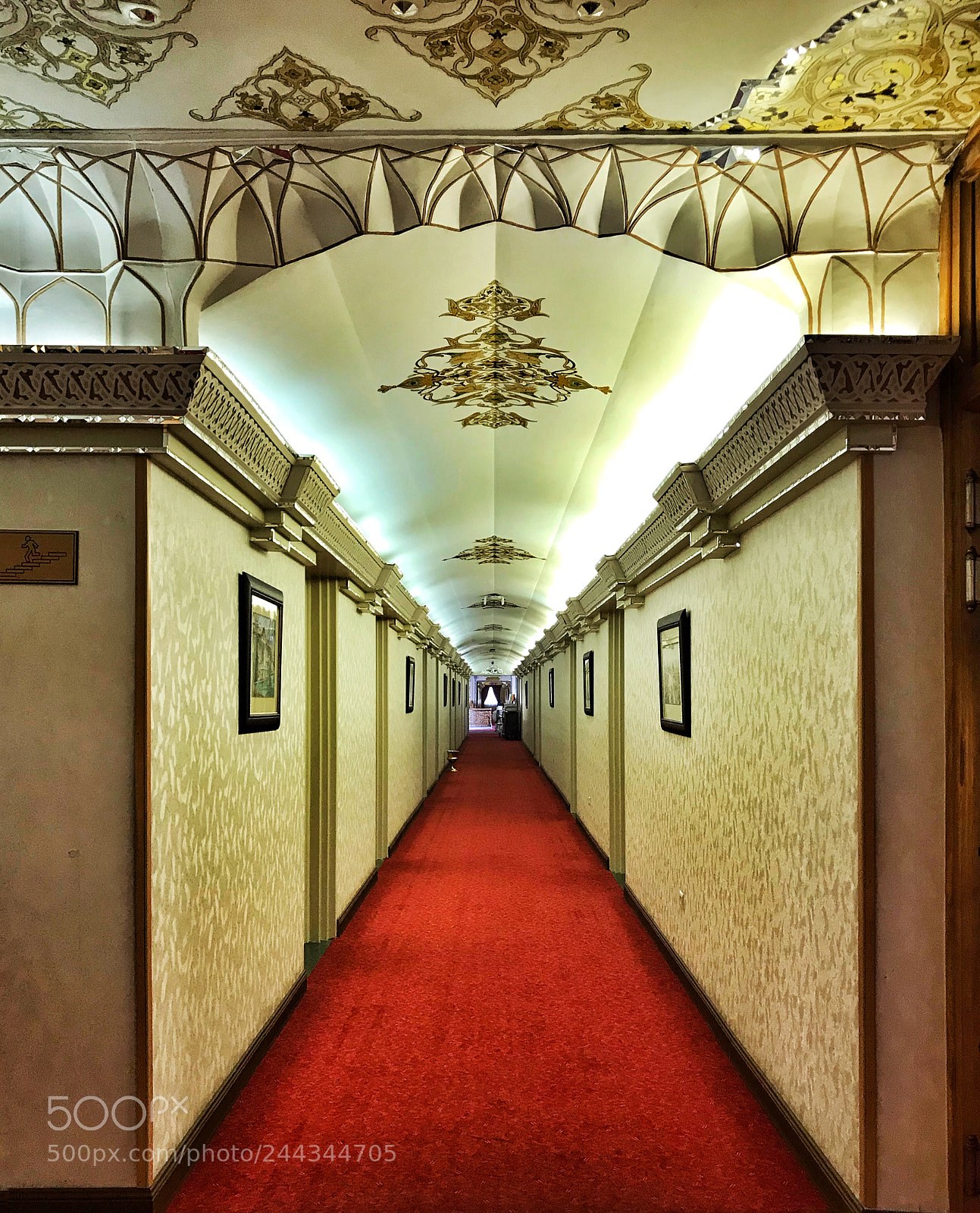 Apple iPhone 7 sample photo. Abbasi hotel -isfahan photography
